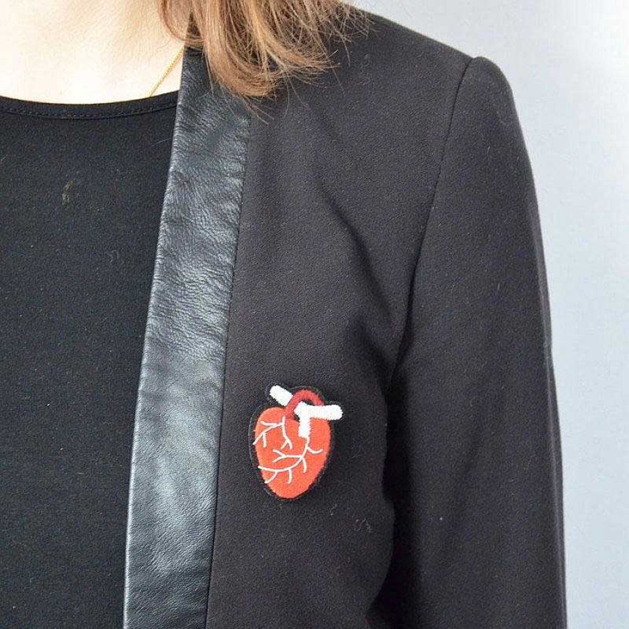 Femmes Macon et Lesquoy Broches & Pin'S | Grande Broche Brod E - Coeur Anatomique